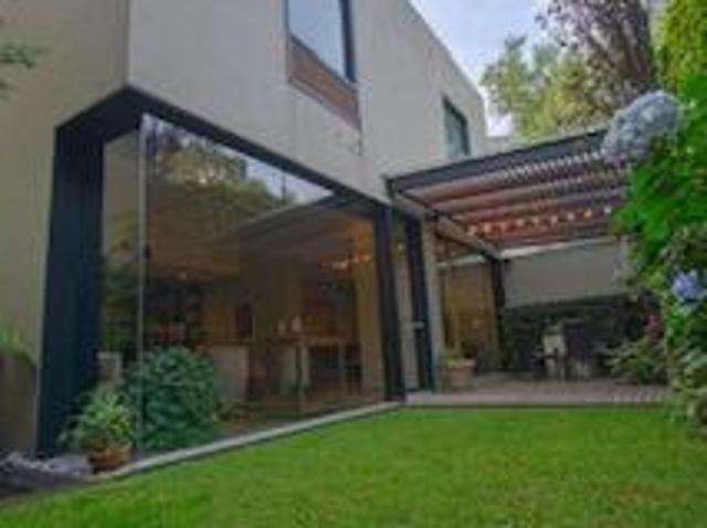 PRECIOSA CASA EN CONDOMINIO EN VENTA EN PASEO DE LAS LOMAS