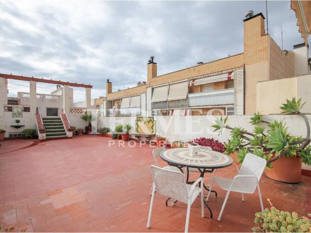 PRECIOSA CASA EN PLENO CENTRO DE MATARO