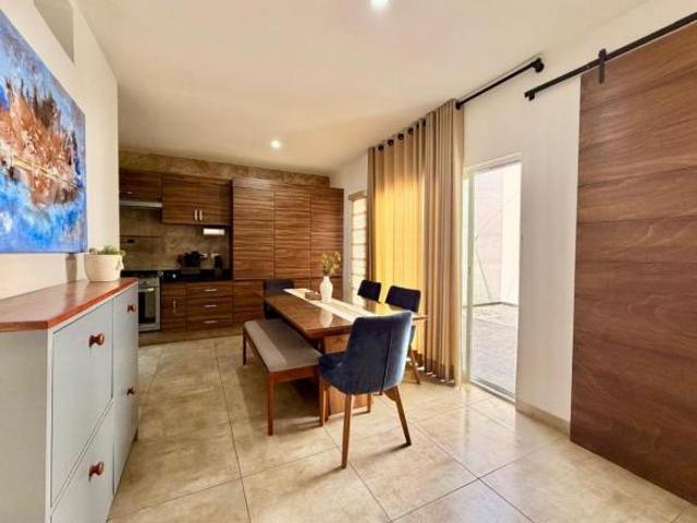 PRECIOSA CASA EN PRIVADA 4 RECAMARAS COLONIA LAS PALMAS