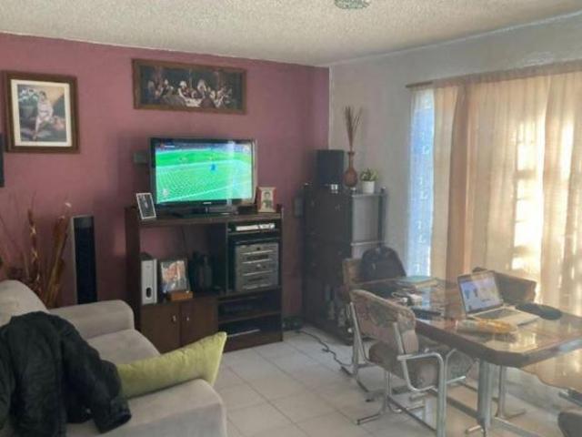 PRECIOSA CASA EN PRIVADA EN VALLE DE ARAGON