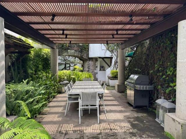 PRECIOSA CASA EN RANCHO SAN FRANCISCO