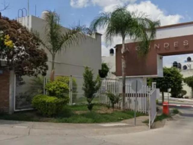 PRECIOSA CASA EN REMATE EN LACONDESA, CIUDAD SATÉLITE, LEÓN, GUANAJUATO