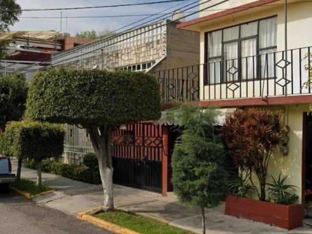 PRECIOSA CASA EN VALLE CEYLAN