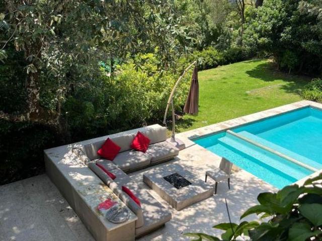 Preciosa casa en venta Club de Golf Malinalco