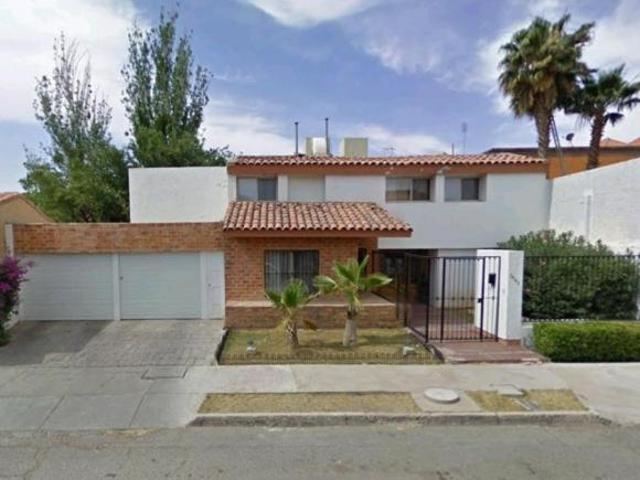 Preciosa casa en venta ubicada en Rincones de San Marcos, Juárez, Chihuahua