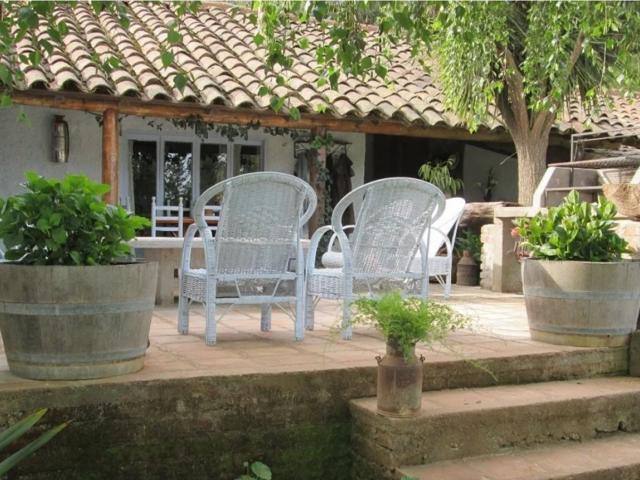 Preciosa Casa estilo colonial + Planta Envasadora de Aguas con Resolución Sanitaria / Vichuquen