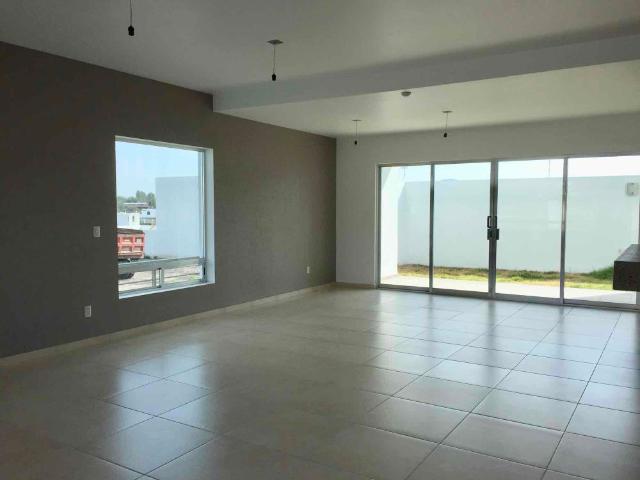 PRECIOSA CASA PREMIUM FRENTE A AREA VERDE TIENE TODO, MAGNIFICAS VISTAS!