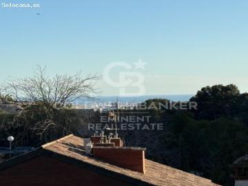 Preciosa casa unifamiliar con jardín en Sarrià
