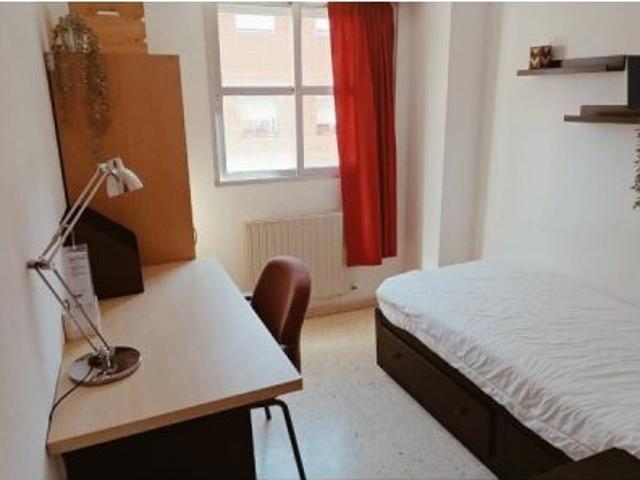 Preciosa habitación en alquiler en Puente de Vallecas, Madrid