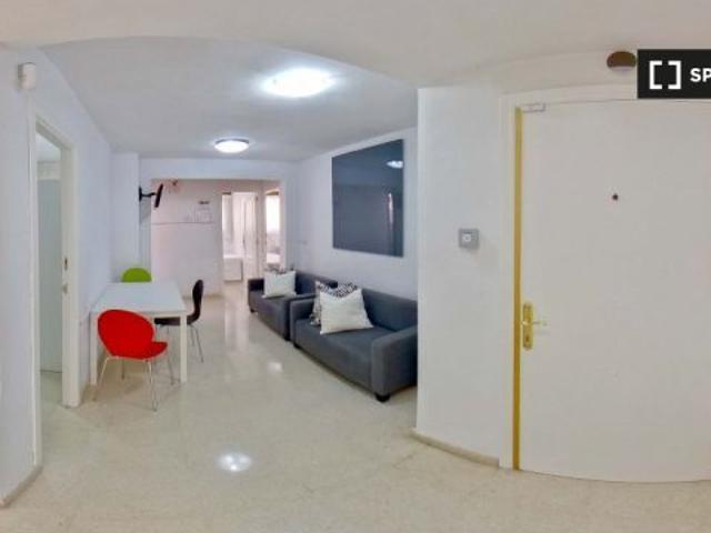 Preciosa Habitación en alquiler en Pio XII, Alicante Solo chicas
