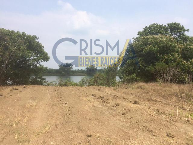 PRECIOSO TERRENO EN VENTA FRENTE AL R?O EN JUANA MOZA