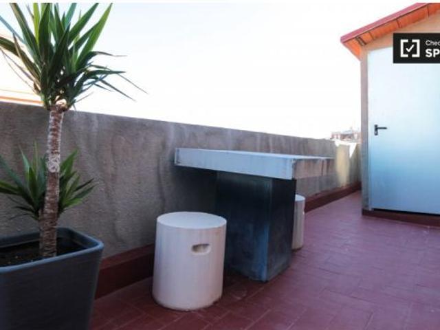 Precioso apartamento de 1 dormitorio con aire acondicionado en alquiler en Horta Guinardó