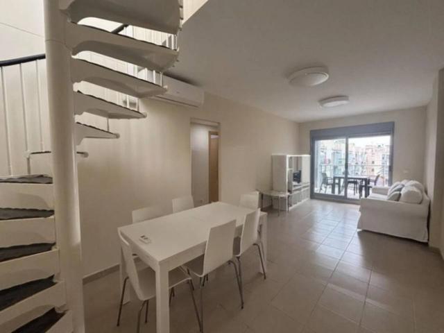 PRECIOSO APARTAMENTO EN ALMENARA