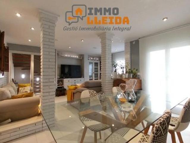 Precioso chalet en la Urbanizaci?n Sant Miquel de La Sentiu de Si?!