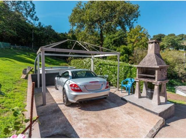 Precioso chalet en un entorno rural con gran parcela a solo 10 minutos de Oviedo