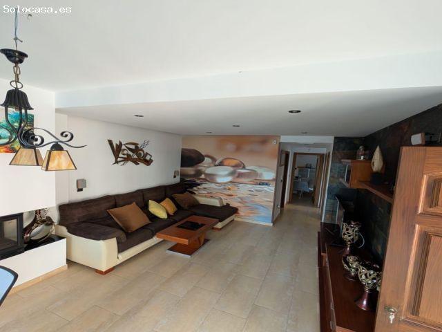 PRECIOSO CHALET REFORMADO CON PISCINA PRIVADA EN EL ALAMILLO