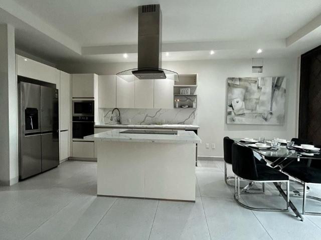 PRECIOSO DEPARTAMENTO LUJO EN WEST VALLE PTE
