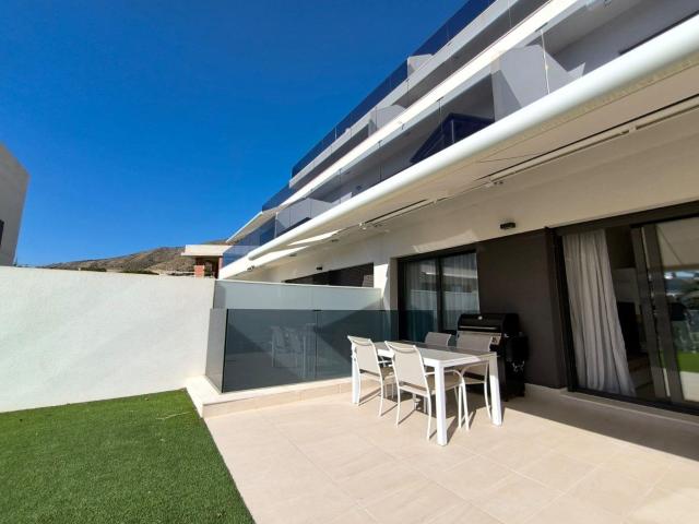 Precioso dúplex situado en un bonito complejo residencial en. 283m² Finestrat