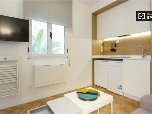 Precioso estudio en alquiler en Prosperidad