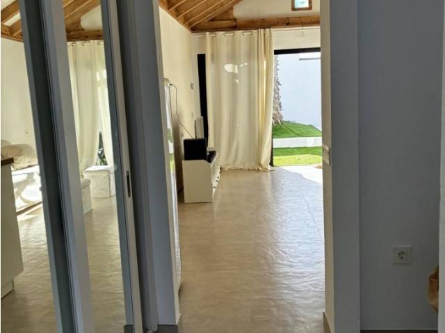 Precioso estudio reformado en Costa Teguise a la venta