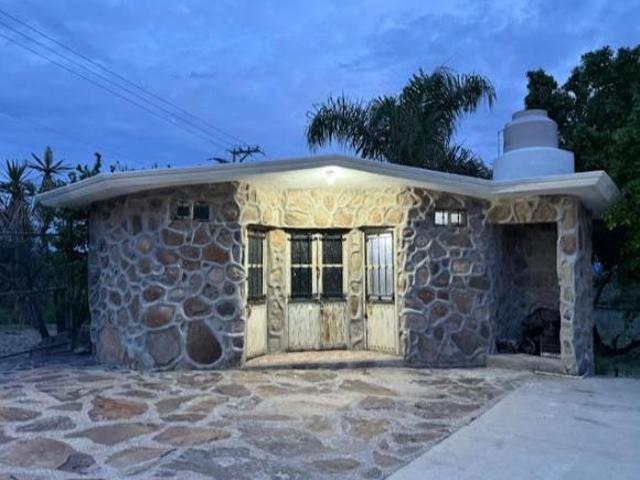 PRECIOSO LUGAR DE ESPARCIMIENTO EN LOMAS DEL SUR