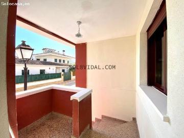 Precioso piso nuevo a estrenar en Jacarilla. Vivienda en planta baja, con orientación a levante