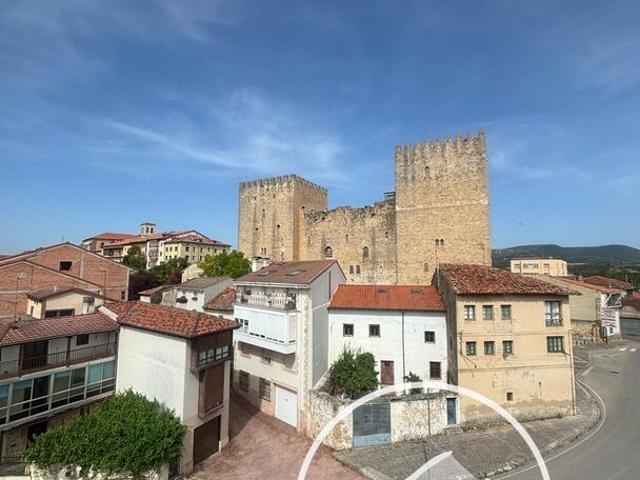 Precioso piso a estrenar en Medina de Pomar con impresionantes vistas a las Torres de Medina