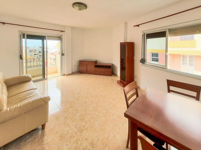 ¡PRECIOSO PISO EN LA ZONA DE SALAMANCA!