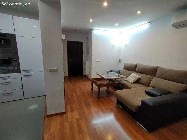 PRECIOSO PISO REFORMADO Y EQUIPADO PARA ENTRAR A PARTIR DEL 1 DE SEPTIEMBRE