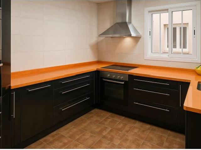 PRECIOSO PISO REFORMADO CON 3 HABITACIONES Y BALCÓN EN TURIS !