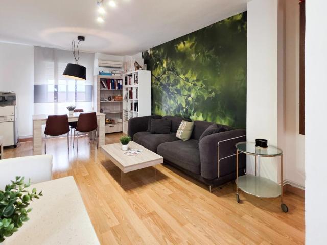 Precioso Piso VPO en Residencial con Piscina en Bulevar
