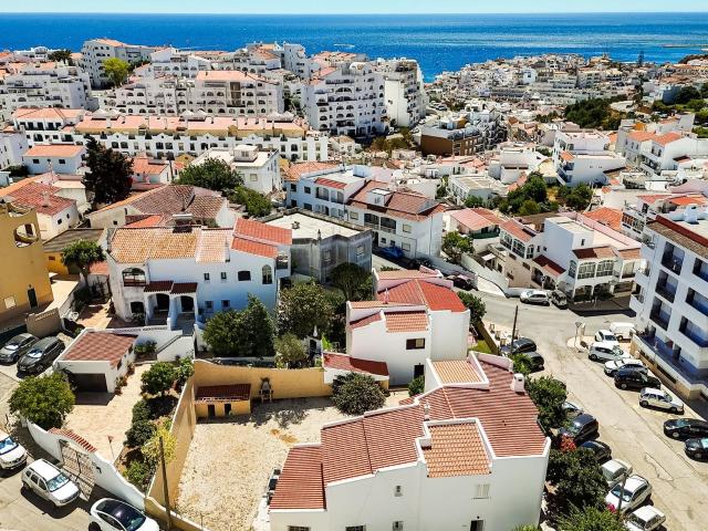 Prédio, 7 quartos, Albufeira, Albufeira 238m² Albufeira e Olhos de Água