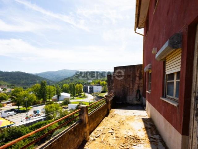 Prédio 4 Pisos |Loja|Garagens| Centro Arganil | Investimento