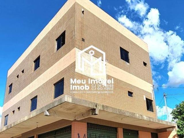 Prédio 6 Quartos 113m² Térreo Locação Recanto das Emas