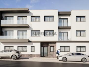 Apartamento T2 R/c Ultima Fração Avenal