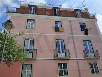 Prédio com licença de alojamento local Possibilidade de aume. 1100m² Arroios