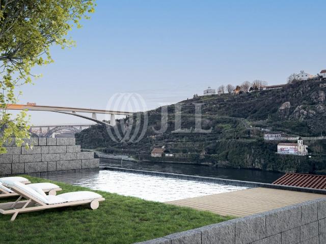 Prédio com projeto aprovado, na 1ª Linha do rio Douro, Porto 0m² Cedofeita, Santo Ildefonso, Sé, Miragaia, São Nicolau e Vitória