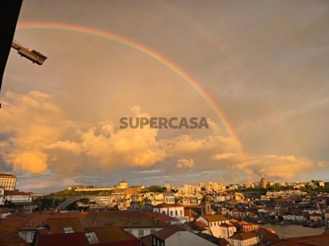 Predio com vista Rio Centro Historico do Porto