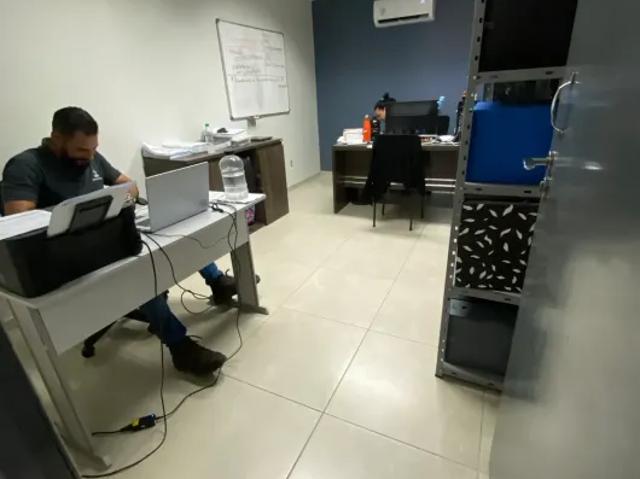 Predio Com 165M2 terreno com 330M2 exelente fundacao, bom para residencia ou empresa