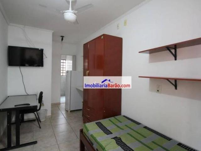 Prédio com 20 apartamentos para estudantes !
