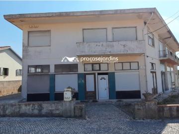 Prédio com 3 Apartamentos na Praia da Vieira de Leiria
