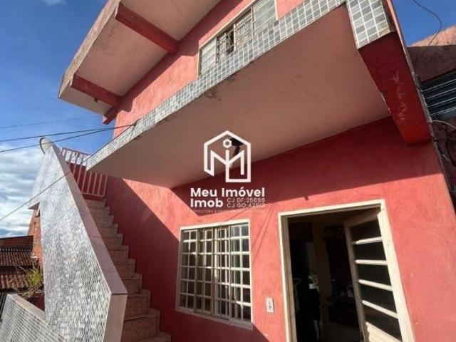 Prédio com 5 Apartamentos 2 com Suíte 4 Vagas Lote 150m²