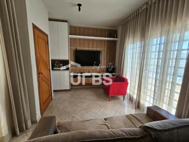 Prédio Comercial com Residência e Casa Independente no Marta Helena