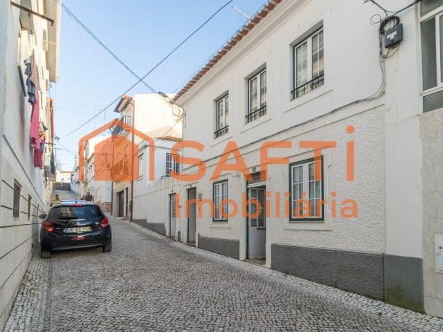 Prédio a 4 minutos da praia 172m² Nazaré