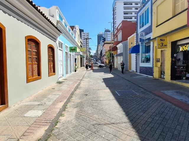 Predio em Centro, Florianópolis/SC de 200m² à venda por R$ 2.979.900,00