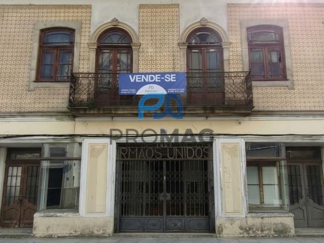 Edifício Histórico em OVAR!