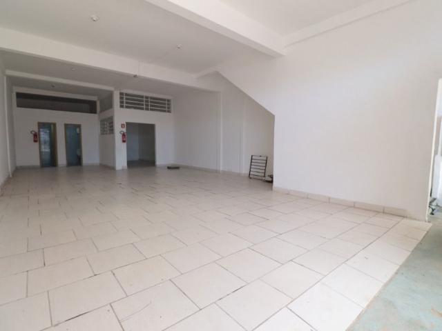 Predio em Navegantes, Porto Alegre/RS de 300m² para locação R$ 5.480,00/mes