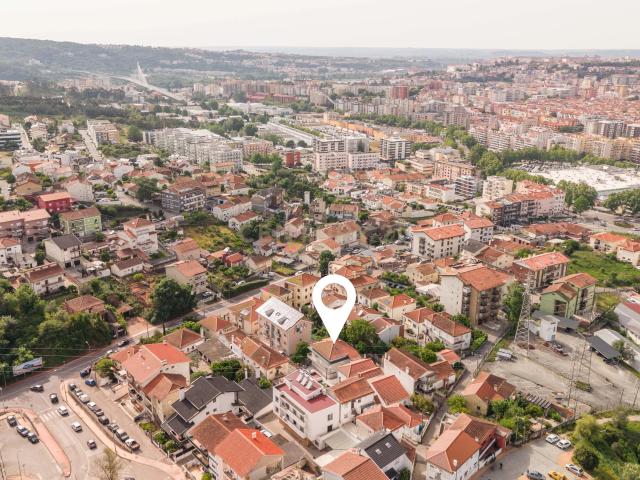 Prédio em Propriedade Total | Alto de São João – Coimbra