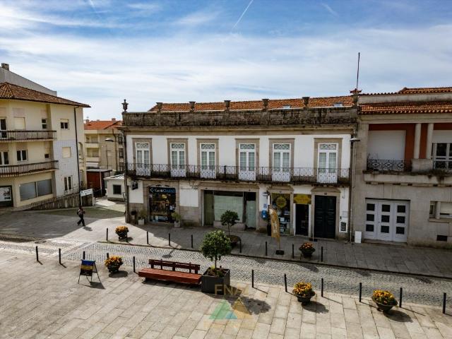 Prédio Histórico De 1865 | 780 m² | Vila Praia De Âncora 780m² Vila Praia De Âncora