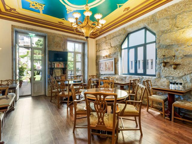 Prédio Licença AL Centro Histórico do Porto 329m² Bonfim